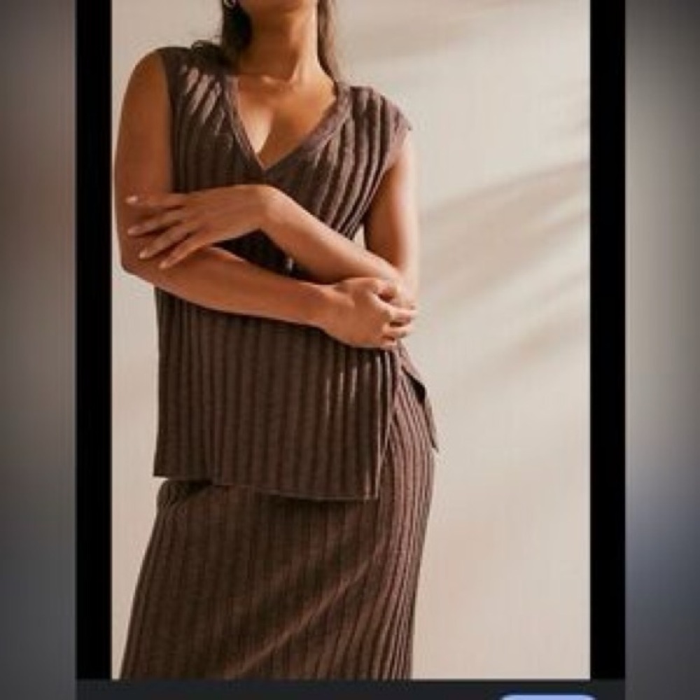 Industry - Brown Ribbed Knit Sleeveless Top and Skirt Set